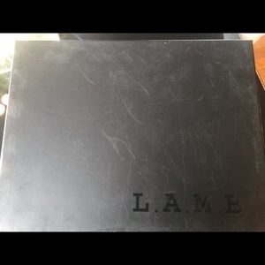 L  A M B shoes black leather
